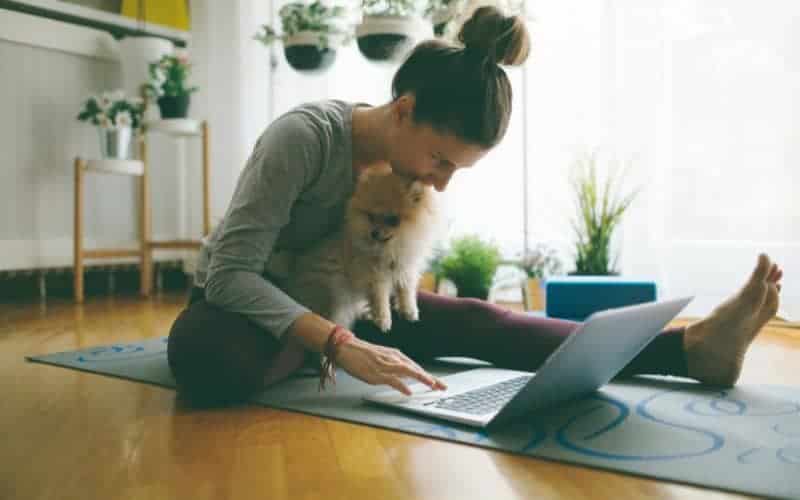 What Is Puppy Yoga? A Detailed Explanation 4 practice puppy yoga at home